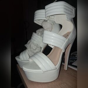 Anne Michelle White Platform Sandals